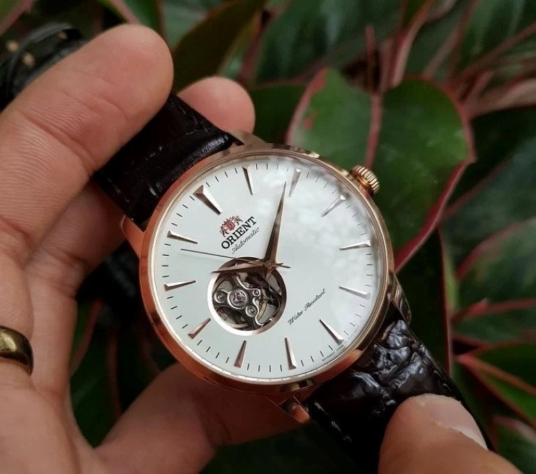 Khám phá chiếc đồng hồ Orient mặt đỏ bán chạy nhất tại Việt Nam - Ảnh 12