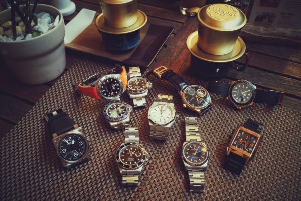 15 shop đồng hồ chính hãng TPHCM lâu đời, uy tín nhất
