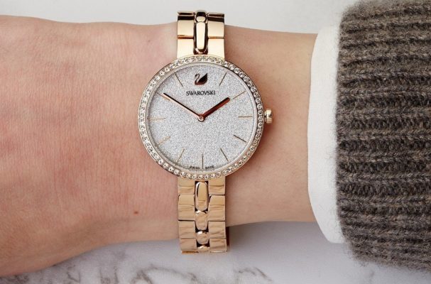 10 thương hiệu đồng hồ đính đá đẹp, nổi tiếng nhất tại VN