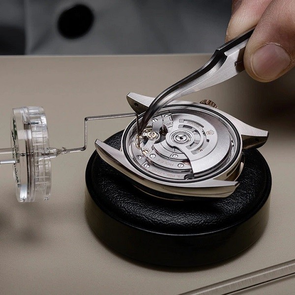 Bảng giá sửa chữa đồng hồ Rolex - Địa chỉ sửa Rolex uy tín - Ảnh 4