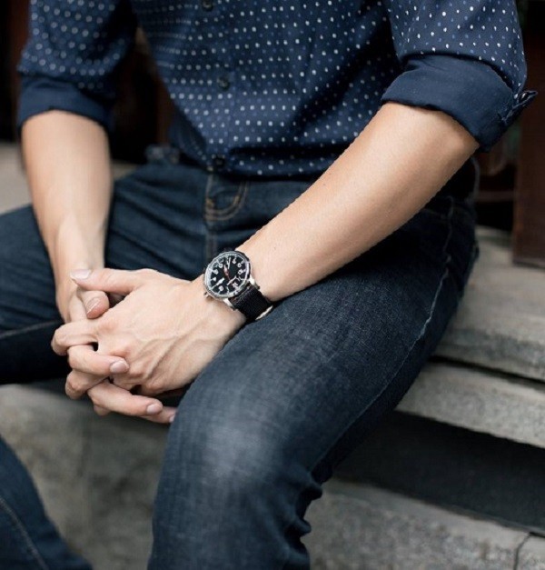  Cách chỉnh đồng hồ đeo tay đơn giản nhất cho người mới - Ảnh 9