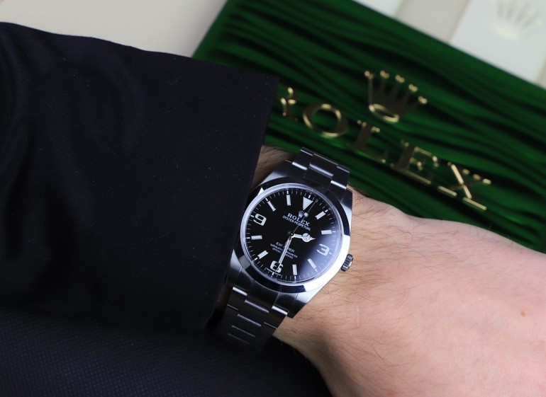 Cách chỉnh ngày giờ sử dụng đồng hồ Rolex cho người mới - Ảnh 9