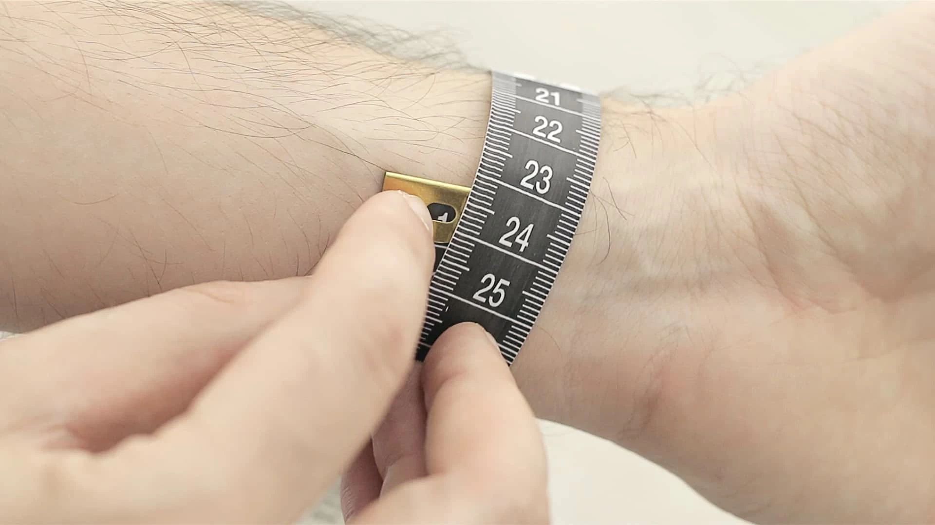 Cách chọn size đồng hồ phù hợp cho nam và nữ chuẩn không cần chỉnh - Ảnh 2