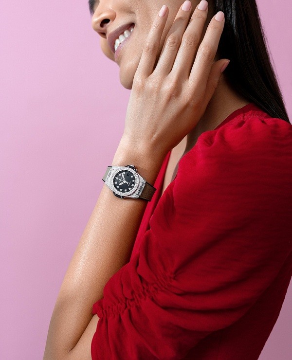 Cách đeo đồng hồ Hublot đẹp là chọn đồng hồ phù hợp với độ tuổi và cá tính-Hình 3