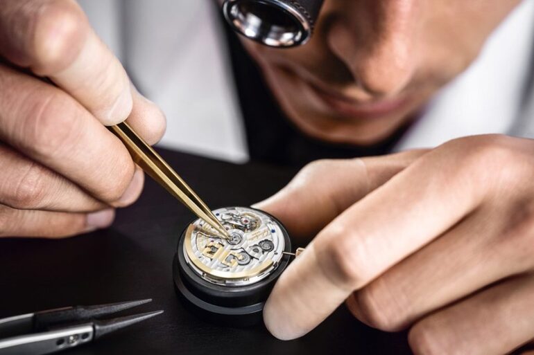 Cửa hàng đồng hồ Rolex trung tâm bảo hành Rolex uỷ quyền - Ảnh 3