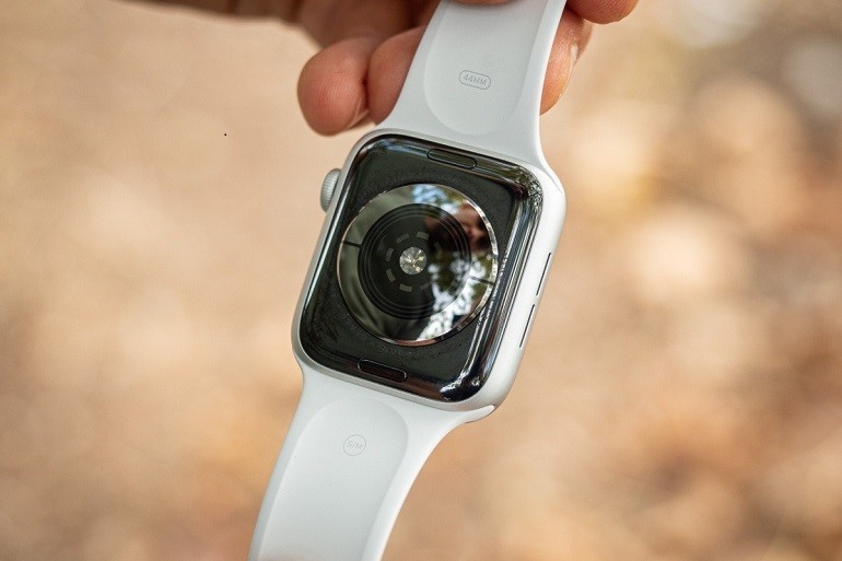 Apple Watch SE gam màu trắng rất phổ biến - Ảnh 5