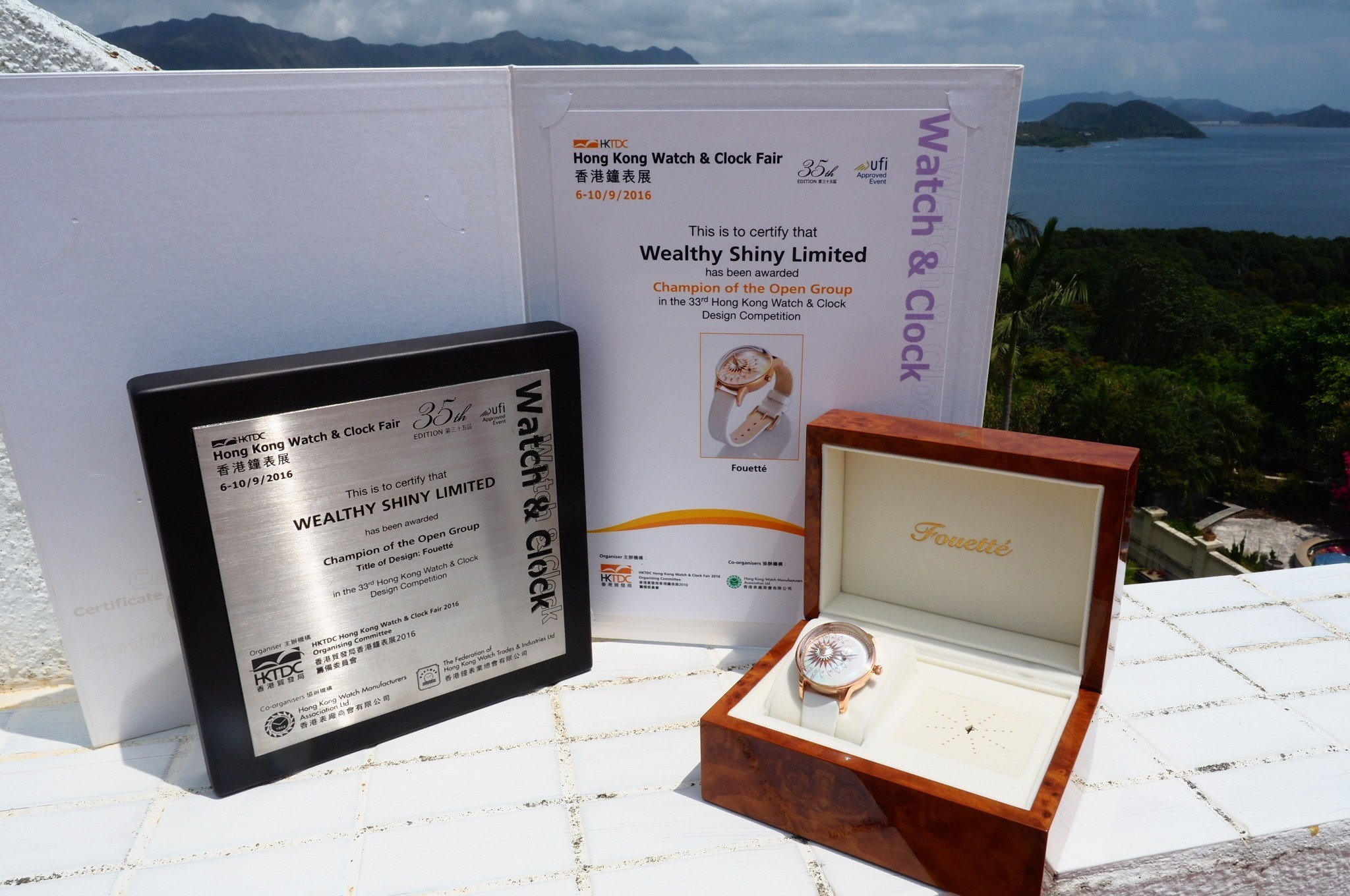Đồng hồ ba lê Fouetté Ballerina, một kiệt tác đoạt giải thiết kế giải vô địch Hong Kong Watch & Clock Design Competition
