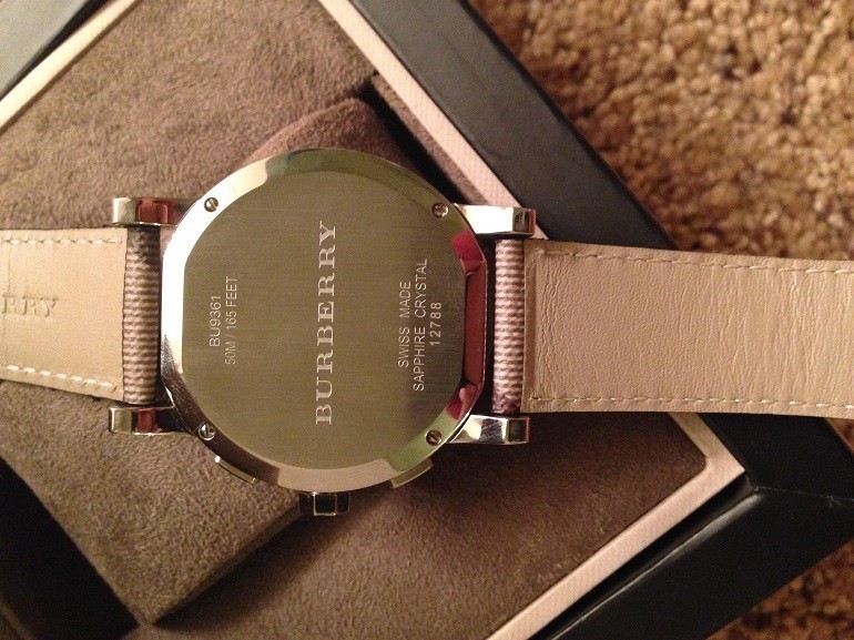 Đồng hồ Burberry và câu chuyện đằng sau mức giá hàng ngàn đô - ảnh: 10