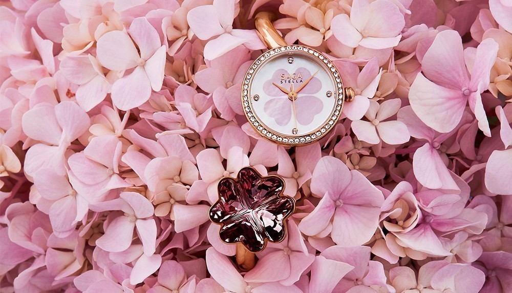  30 mẫu đồng hồ Swarovski ® nữ đẹp như đính kim cương thật - Ảnh