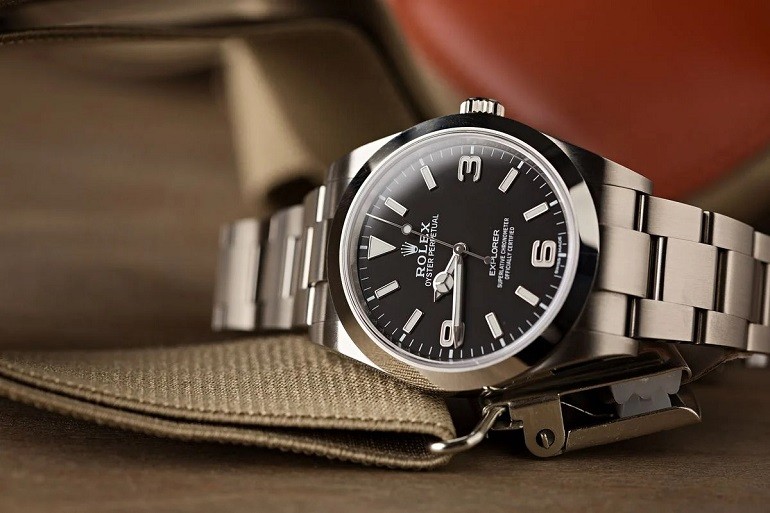 Đồng hồ Rolex nam sử dụng thép Oyster Steel bảo vệ tốt bộ máy bên trong-Hình 8