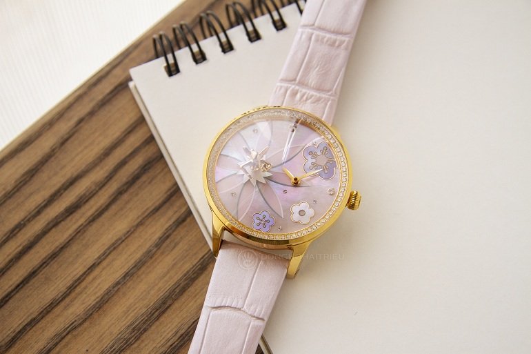 Giới thiệu 7 mẫu đồng hồ đính đá Swarovski có thiết kế đẹp nhất - Ảnh: 12