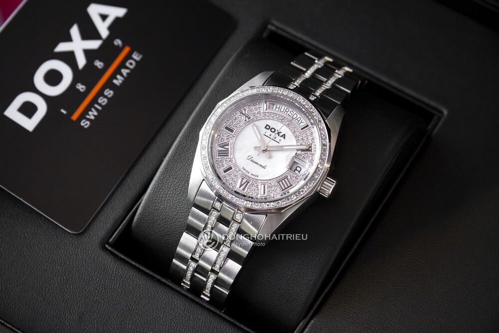 Những chiếc đồng hồ Full kim cương giá tốt, bán chạy tại VN - Ảnh 12