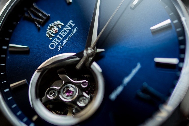 Orient Golden Eye, đồng hồ lộ máy giá rẻ có thiết kế đẹp - Ảnh: 11