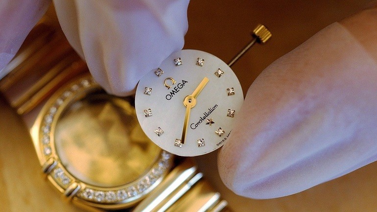 Các vật liệu quý hiếm được hãng đồng hồ xa xỉ khéo léo sử dụng-Hình 15