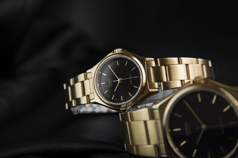 TOP thương hiệu đồng hồ cặp mạ vàng: Casio, DW, Tissot, Citizen,... - Ảnh 1