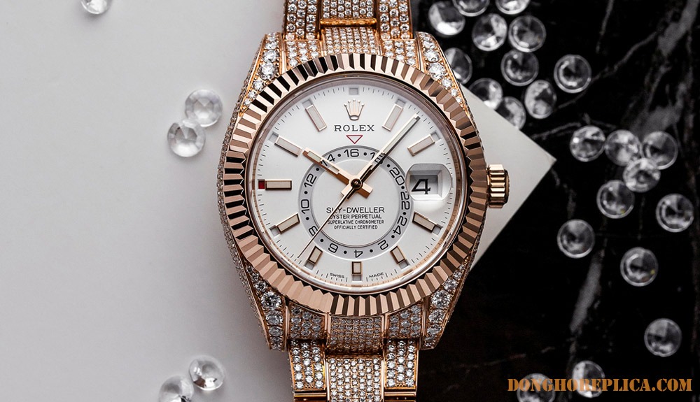 Mách bạn: Cách lên dây cót đồng hồ Rolex chính xác nhất