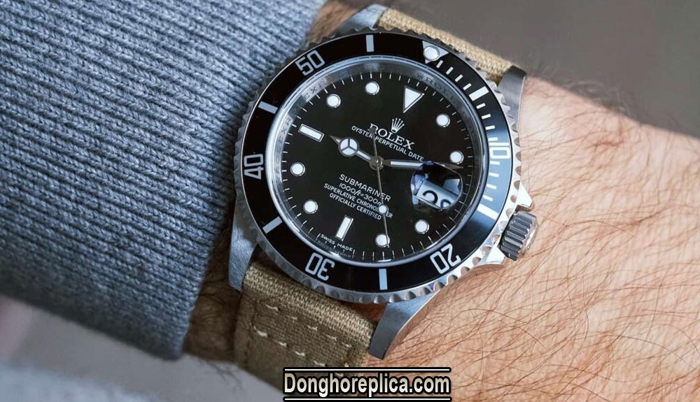 Dây đồng hồ Rolex Submariner có những loại nào mà thu hút khách hàng đến thế