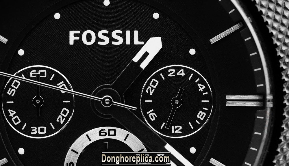 Nếu Fossil xách tay chắc chắn không phải là đồng hồ cũ, lỗi mốt, tồn kho thì có thể sử dụng