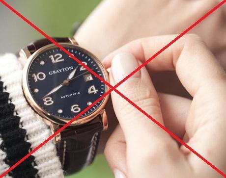 Những lưu ý để sử dụng đồng hồ bền lâu