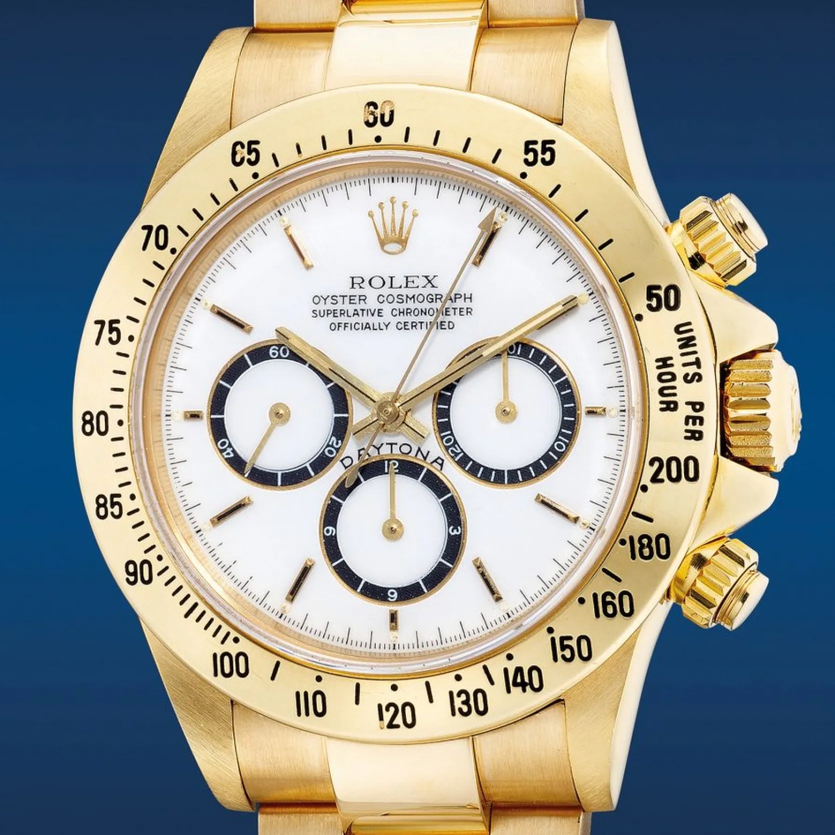 Phát Hiện Sở Thích Đeo Đồng Hồ Của 25 Người Nổi Tiếng Ở Hollywood Omega Globemaster Co-Axial Master Chronometer Annual Calendar của Miles Teller