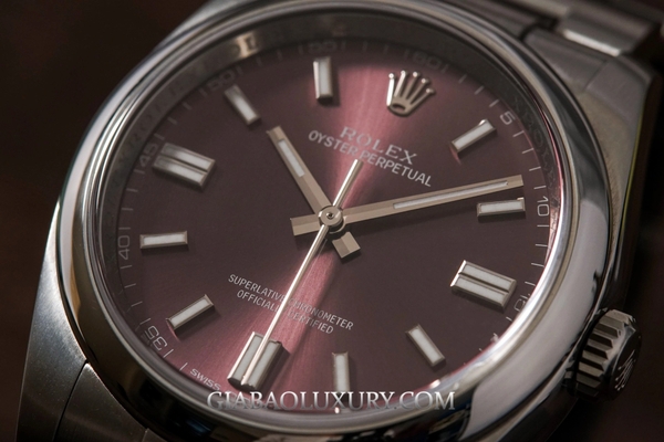 Hướng dẫn chi tiết về đồng hồ Rolex Oyster Perpetual mới nhất 2023