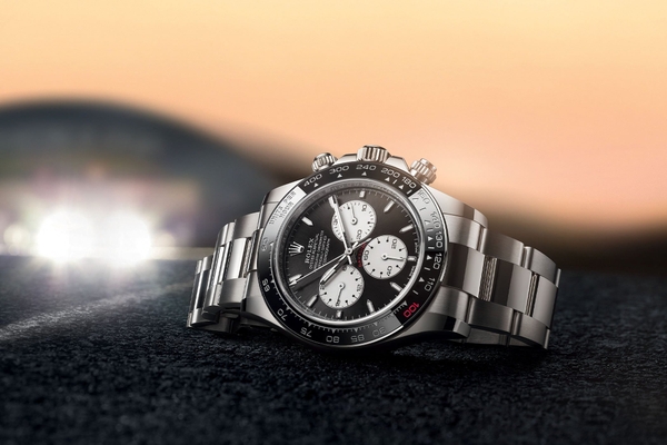 Gặp gỡ đồng hồ Rolex Cosmograph Daytona “Le Mans” với bộ máy 4132 mới nhất