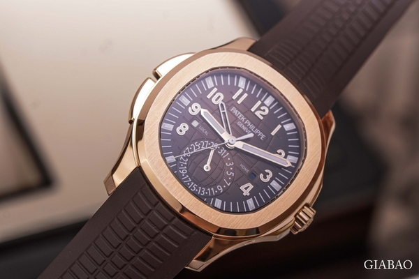 Đánh giá đồng hồ Patek Philippe Aquanaut 5164R Vàng hồng
