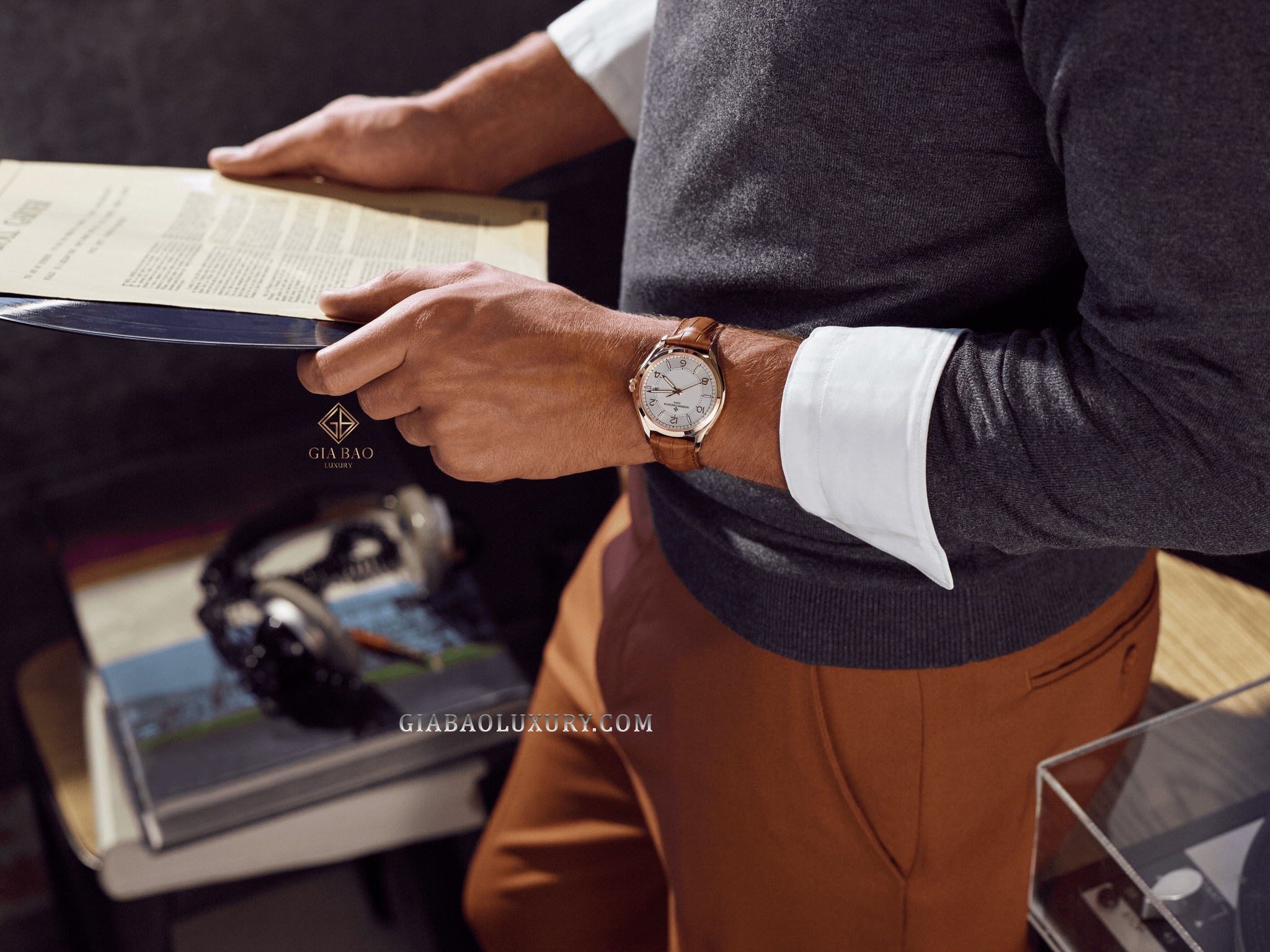 Review đồng hồ Vacheron Constantin Fiftysix 4600E vàng hồng