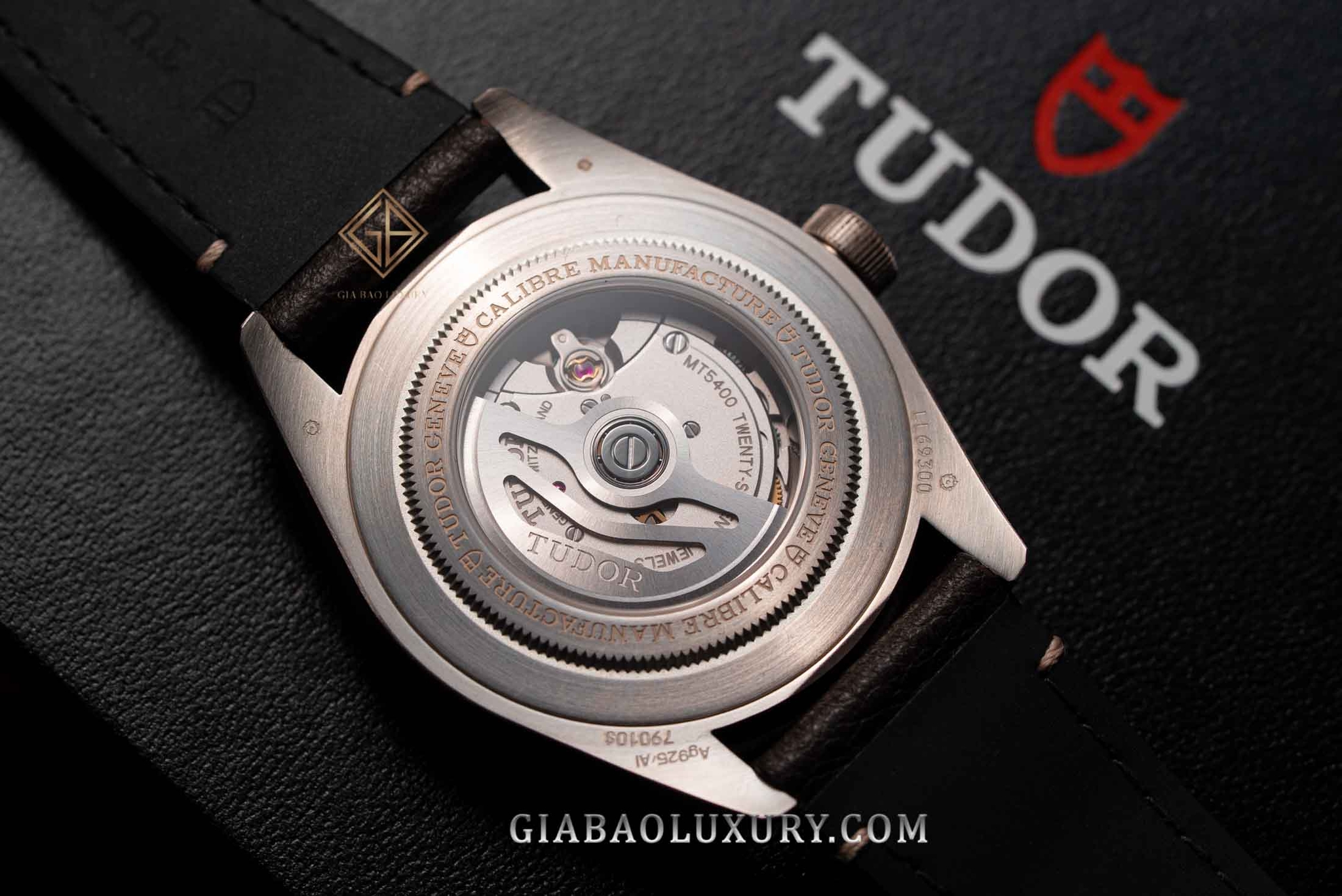 Đồng hồ Tudor Black Bay Fifty-Eight