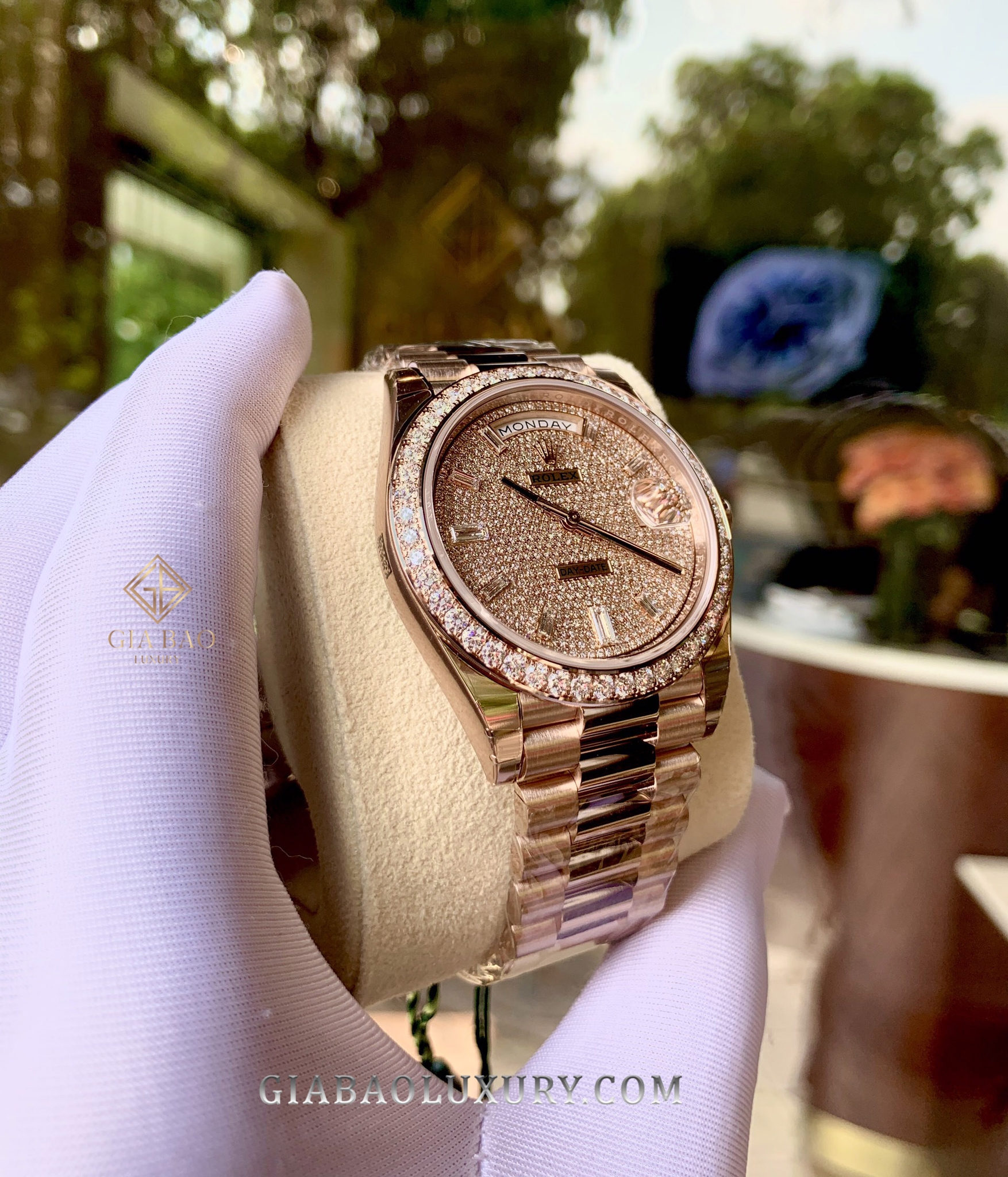 Đồng hồ Rolex Day-Date 40 228345RBR