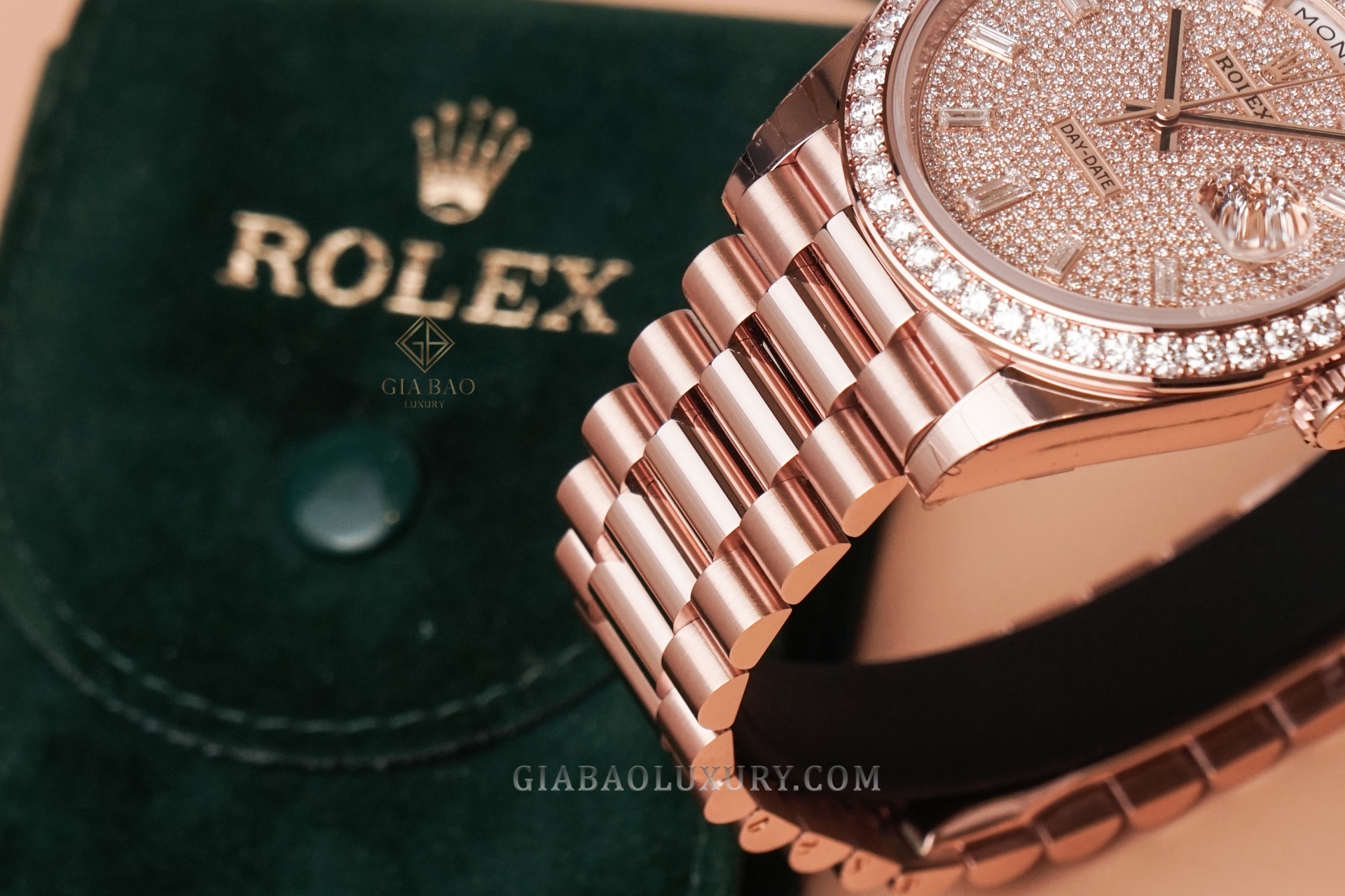 đồng hồ Rolex Day-Date 40 228345RBR