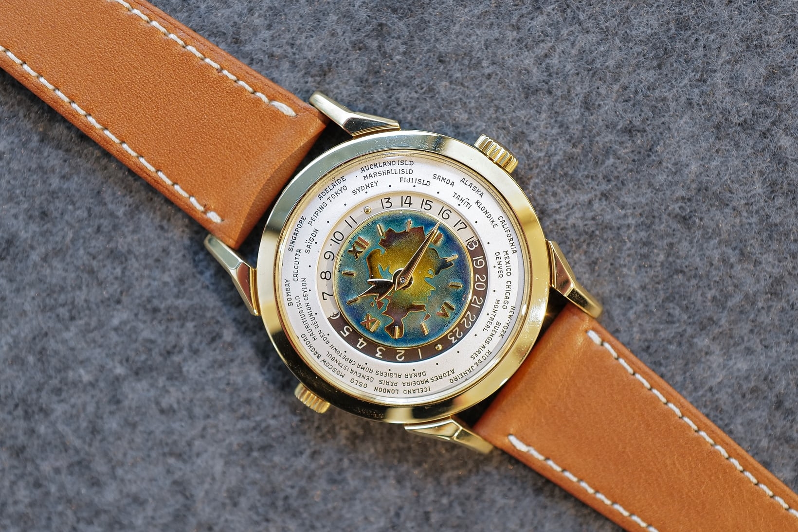 Đồng hồ Patek Philippe ref. 2523 “Eurasia Dial”