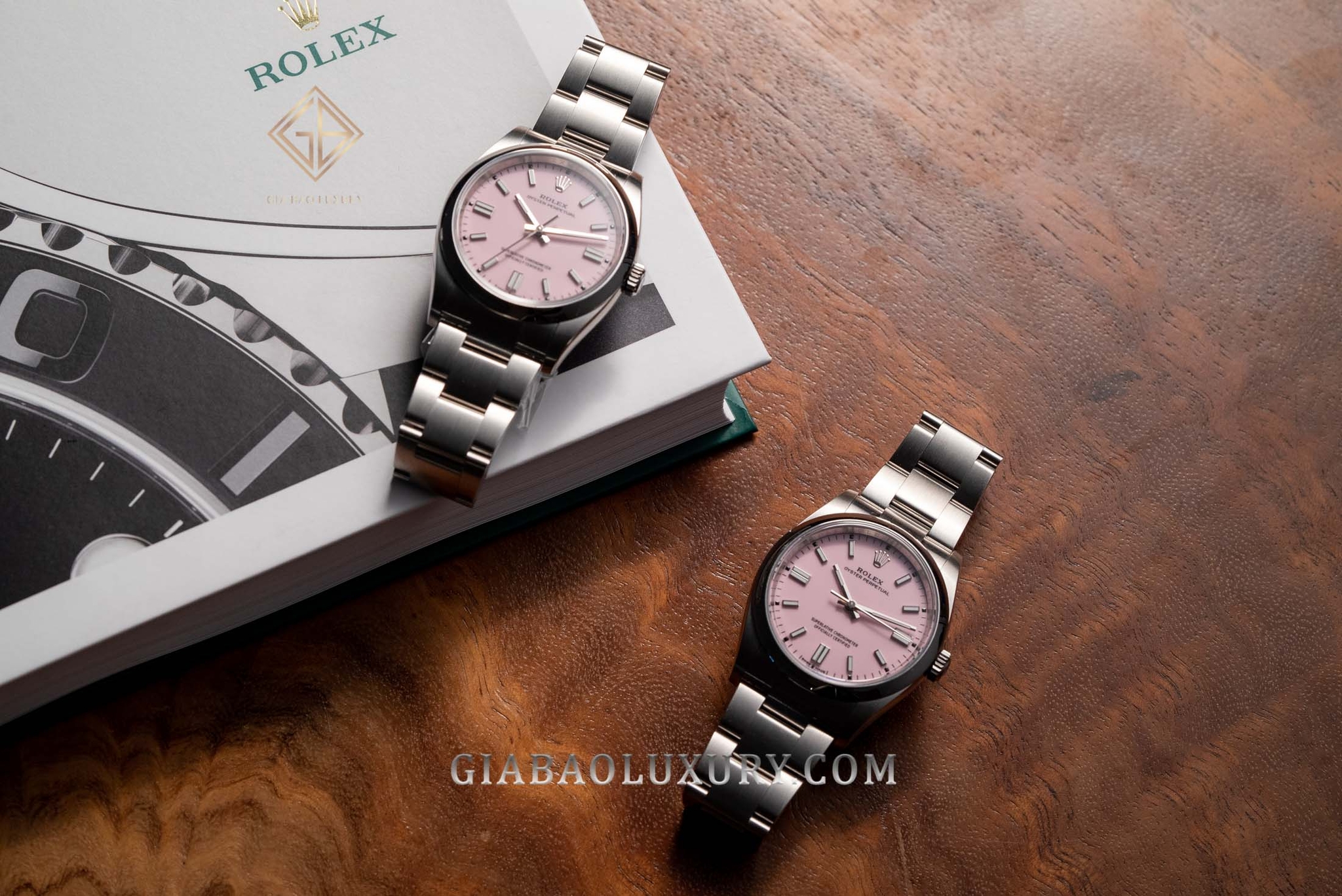 Đồng Hồ Rolex Oyster Perpetual 36 126000 Mặt Số Hồng Candy