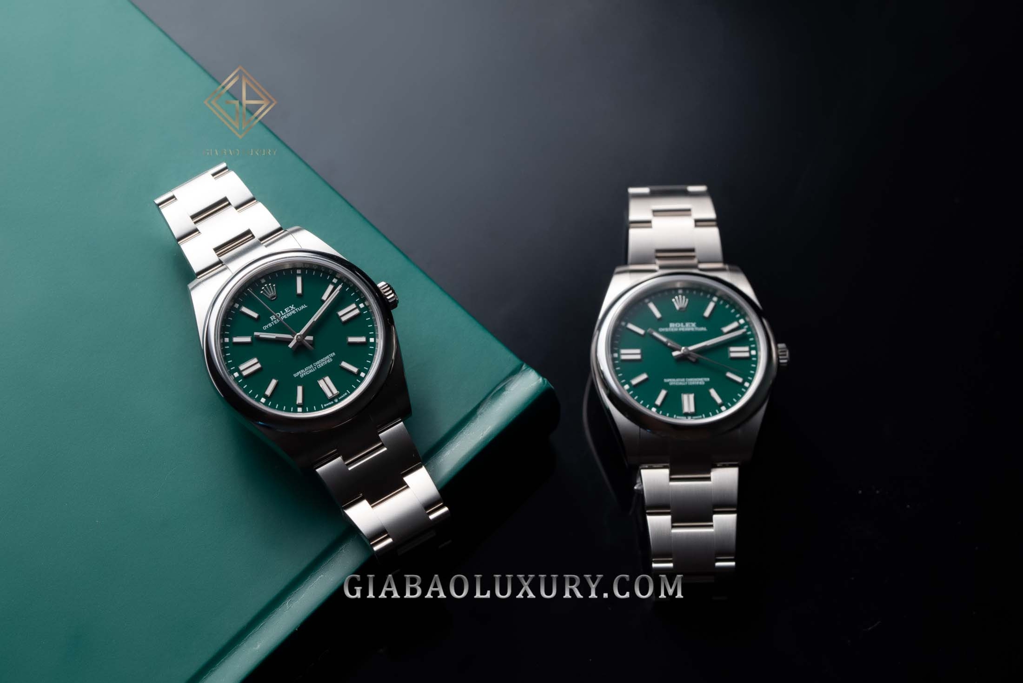 Đồng Hồ Rolex Oyster Perpetual 41 124300 Mặt Số Xanh