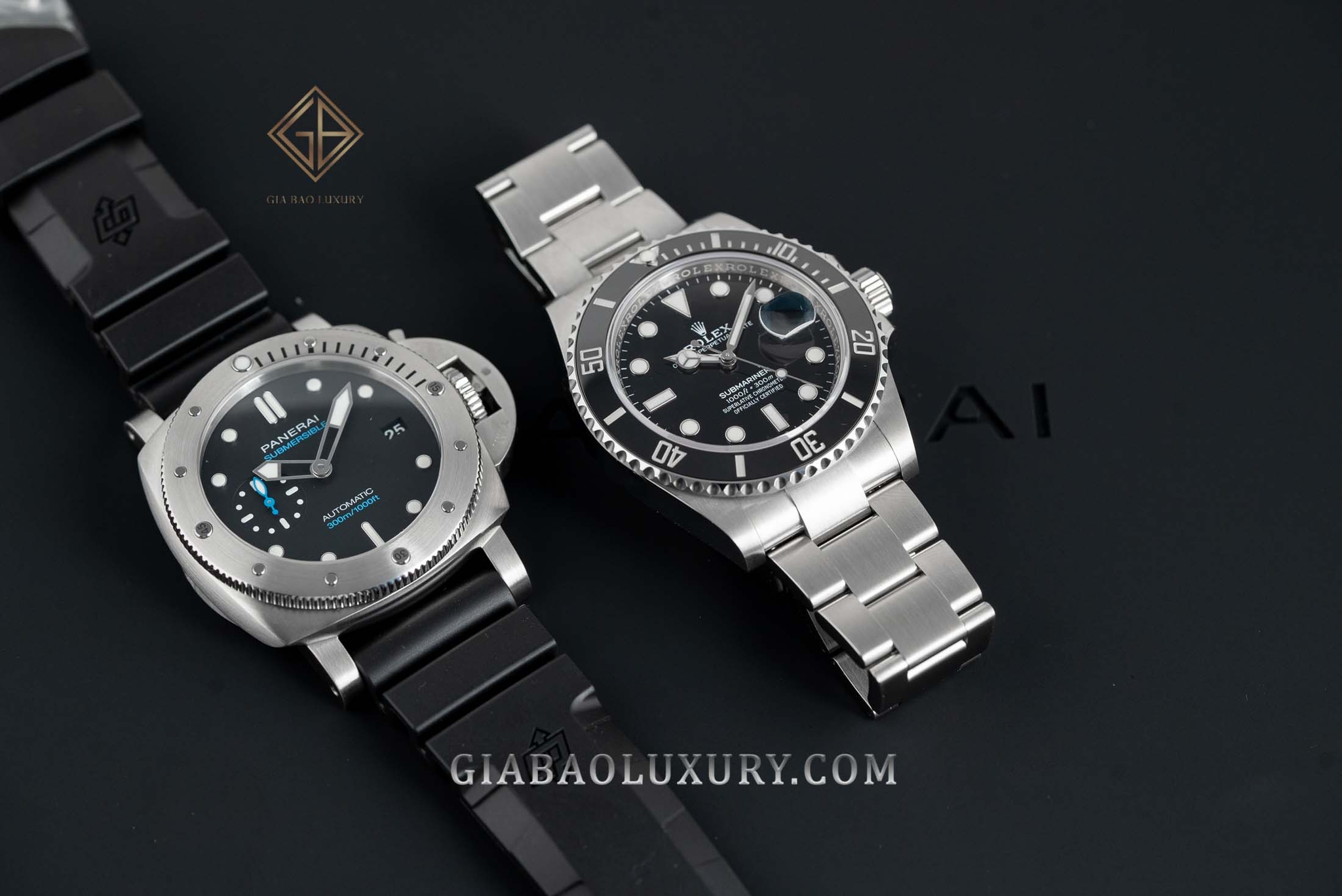 So sánh đồng hồ lặn: Panerai Submersible PAM00973 và Rolex Submariner 126610LN