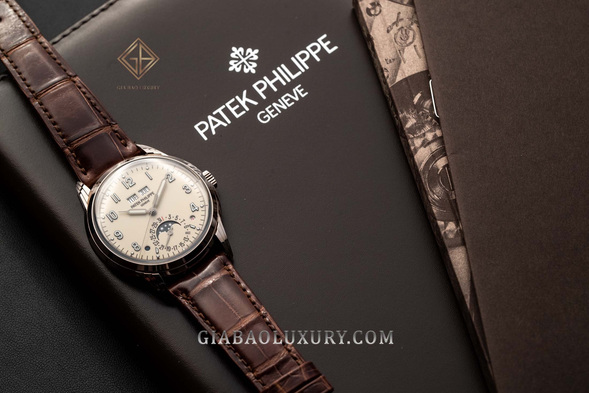Đánh giá chuyên sâu đồng hồ Patek Philippe Grand Complications 5320G