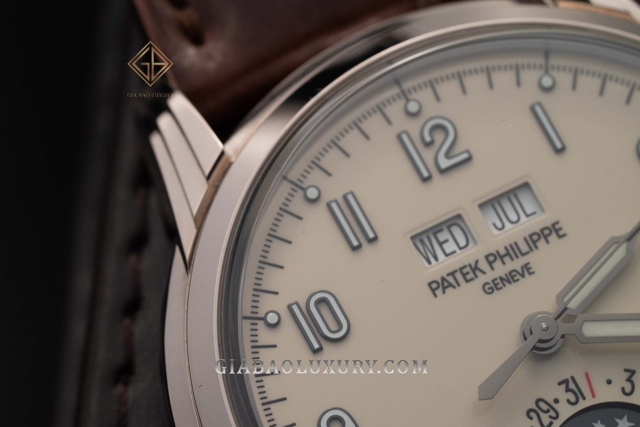 Review đồng hồ Patek Philippe Grand Complications 5320G