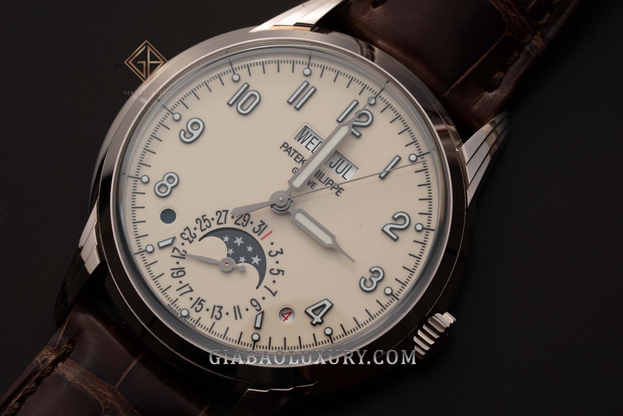 Review đồng hồ Patek Philippe Grand Complications 5320G