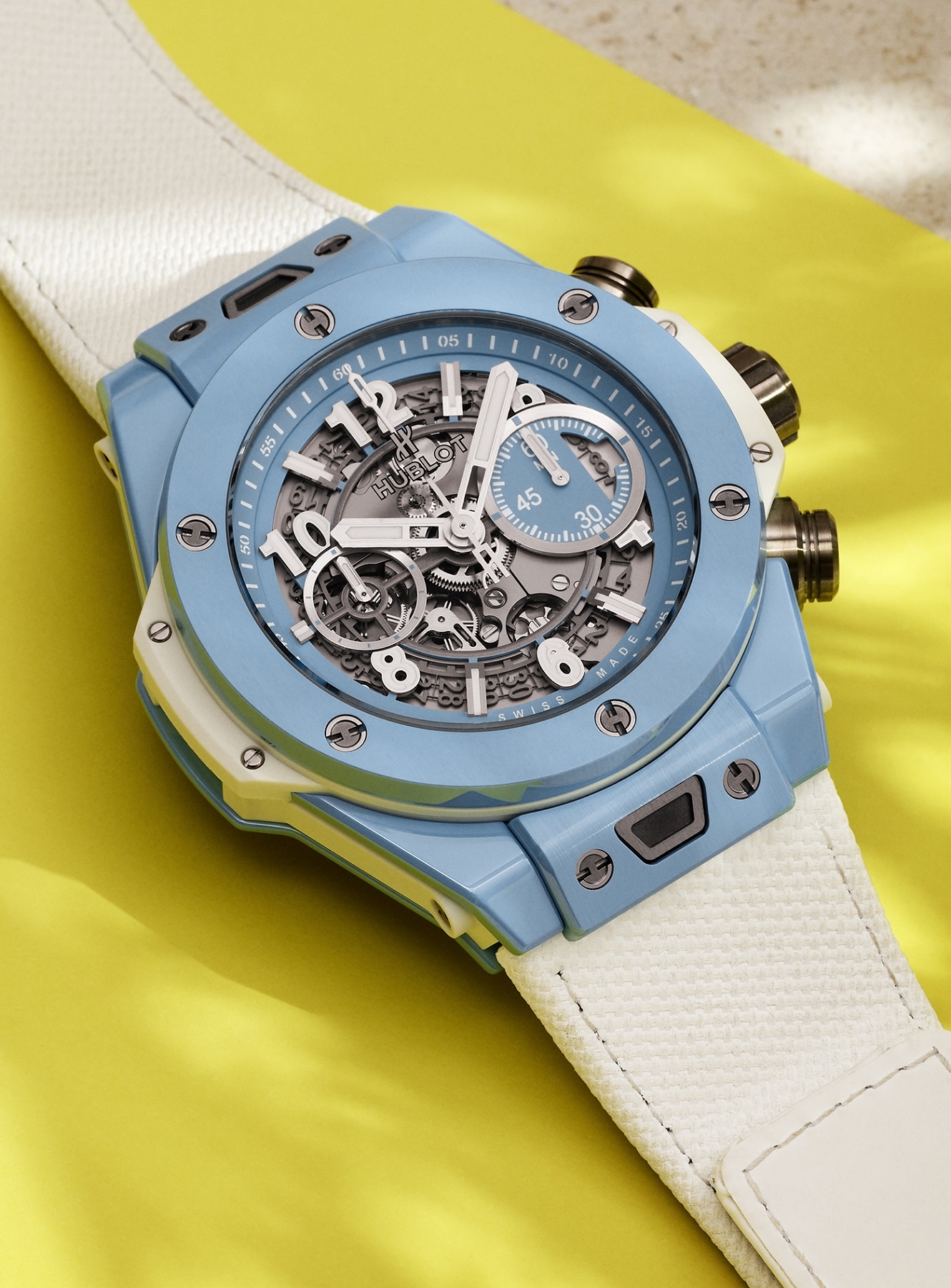 Giải nhiệt mùa hè với mẫu đồng hồ Hublot Big Bang Unico 45 Sky Blue giới hạn
