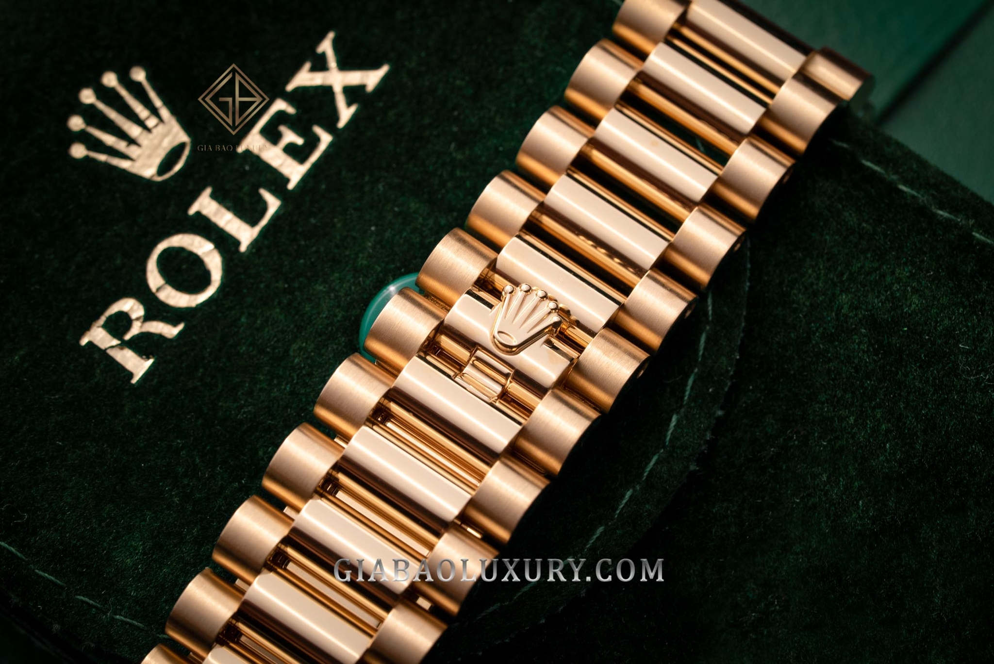 đồng hồ Rolex Day-Date 128238 ombré model mới 2019 tại Việt Nam