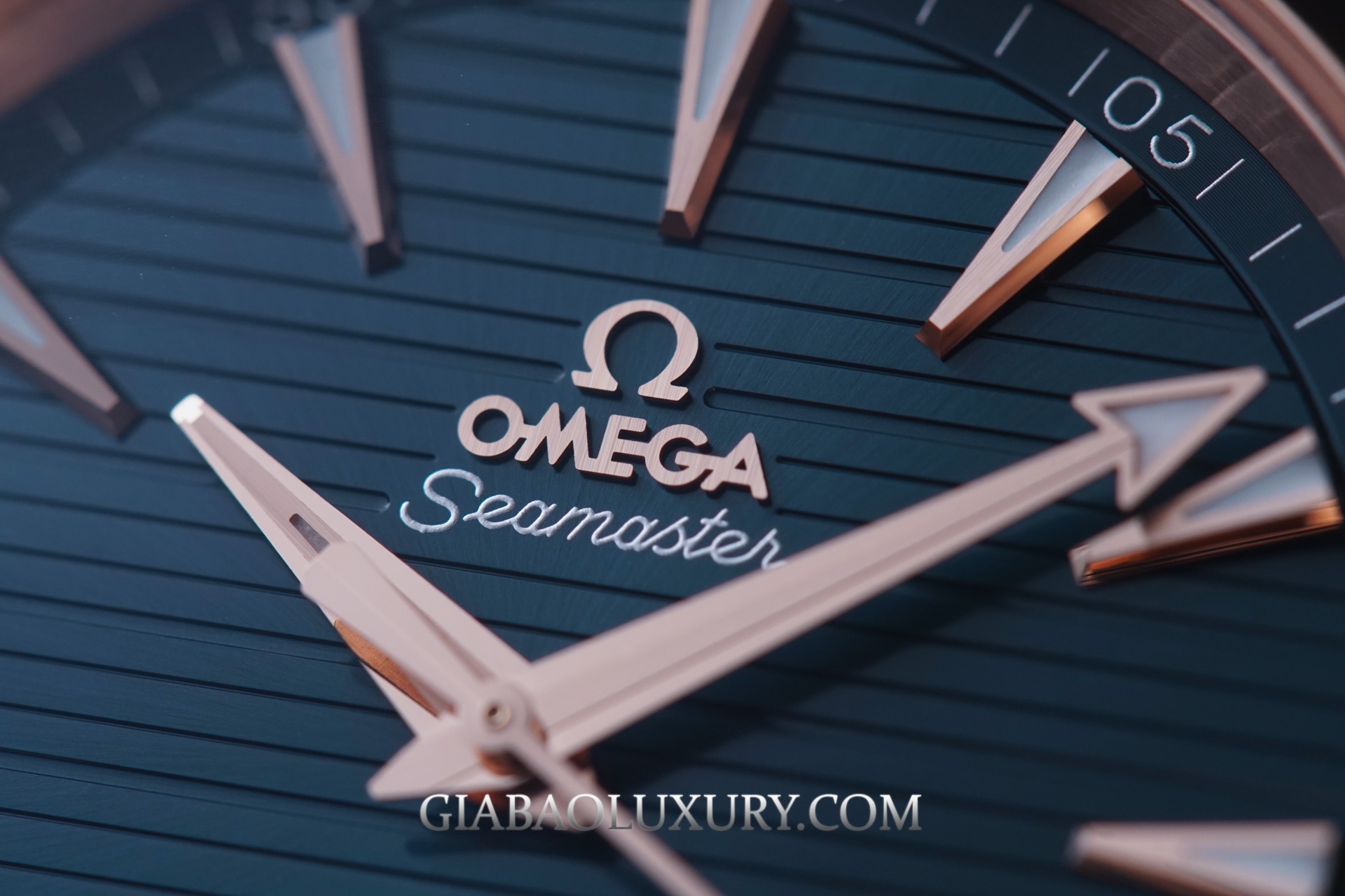 đồng hồ Omega Seamaster Aqua Terra 150M Co-Axial Master Chronometer 41mm