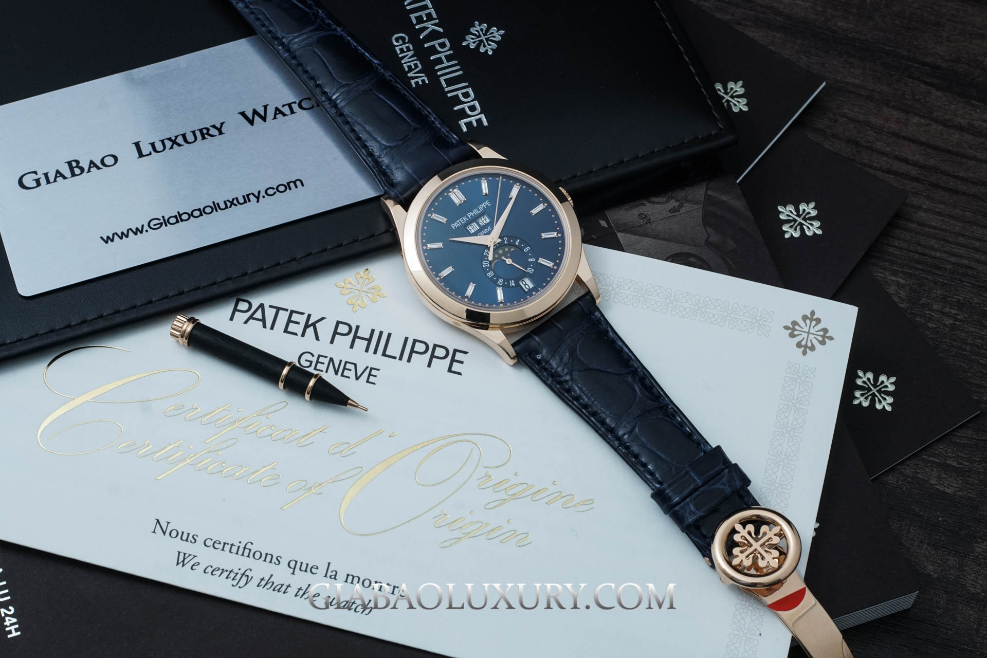 Review đồng hồ Patek Philippe Complications Annual Calendar 5396R-015