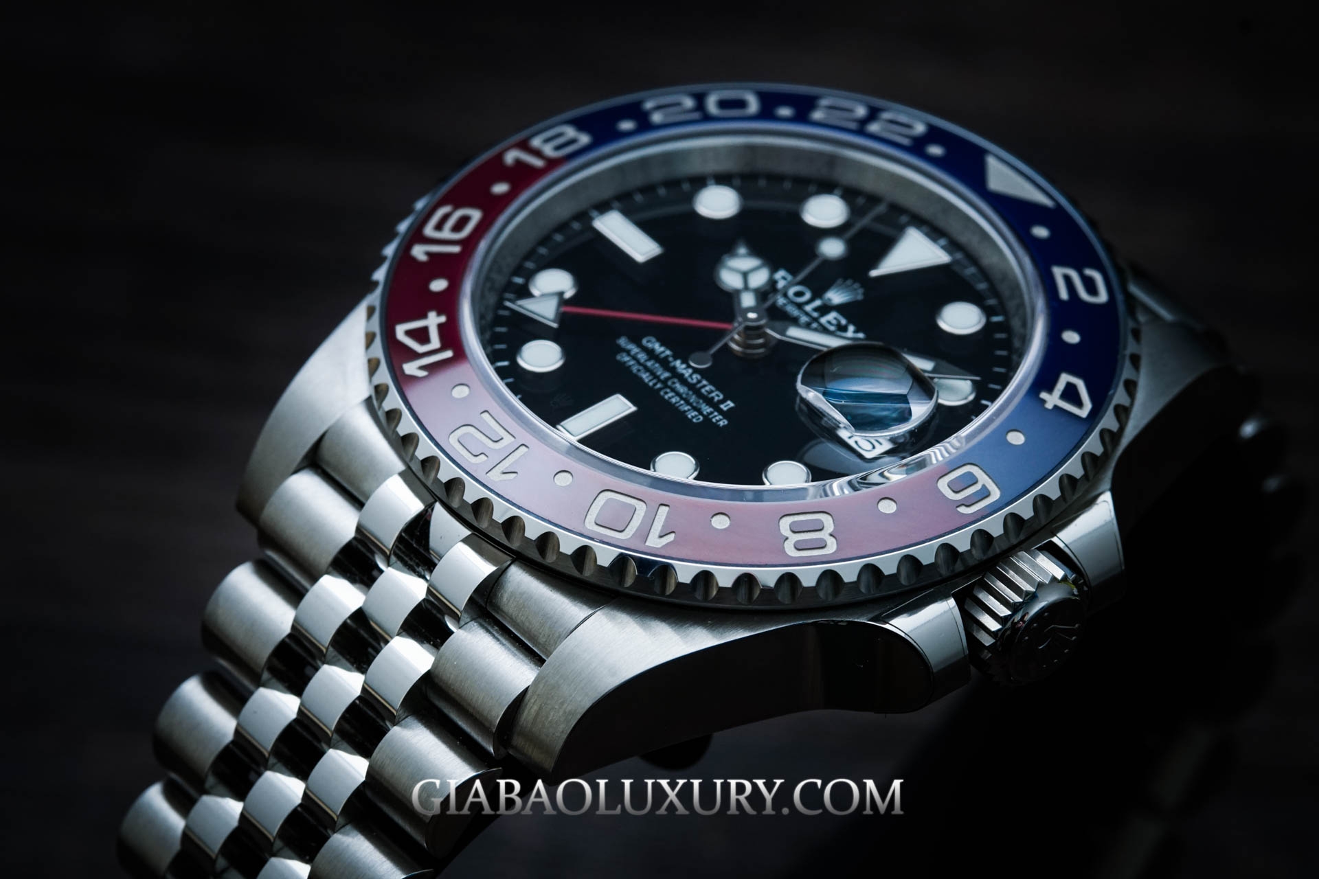 Review đồng hồ Rolex GMT-Master II “Pepsi” 126710BLRO