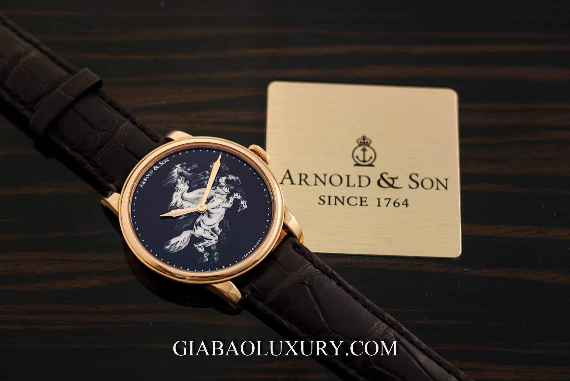 Review cặp đồng hồ Arnold & Son HM Horses Set