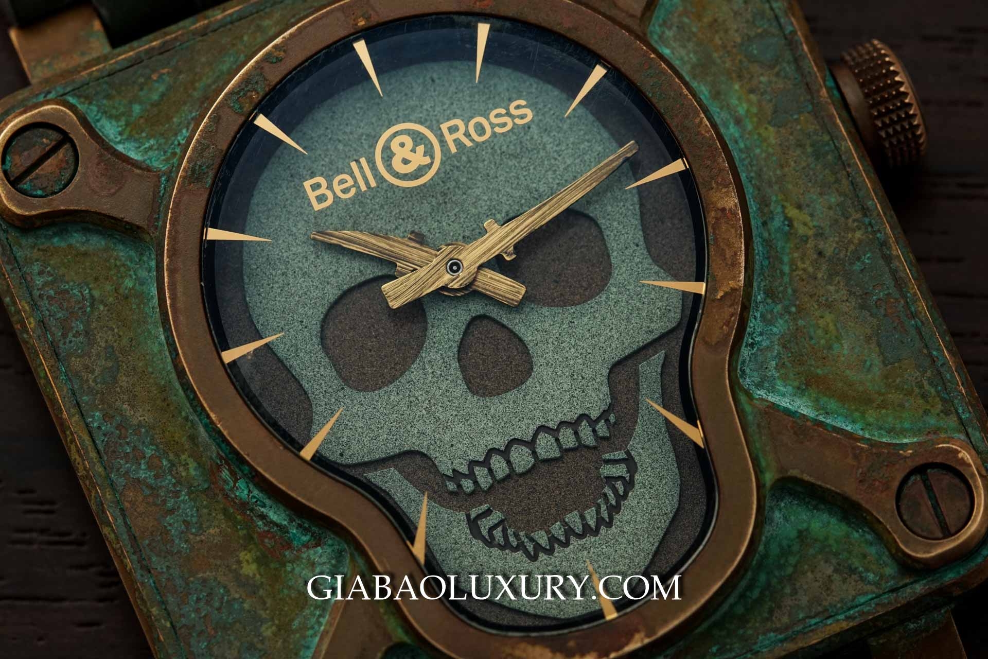 đồng hồ Bell & Ross Skull Bronze Patina