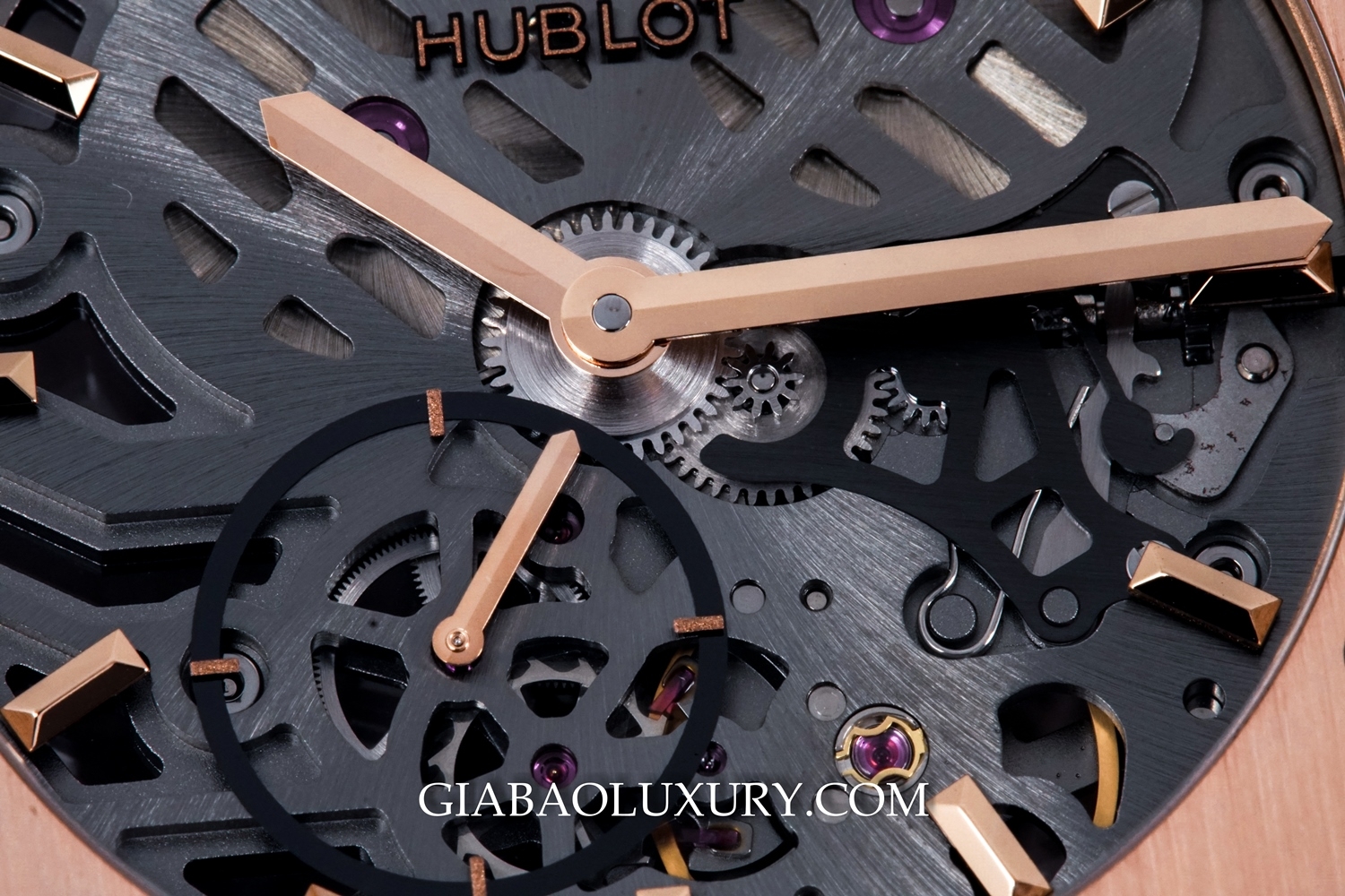 đồng hồ Hublot Classic Fusion Ultra-Thin Skeleton King Gold