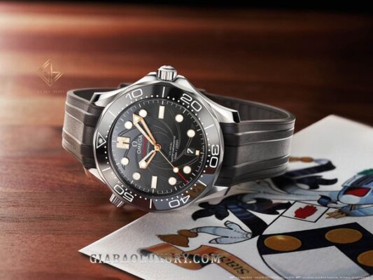 Review Đồng Hồ Omega Seamaster Diver 300M James Bond 007 Limited Edition 210.22.42.20.01.004