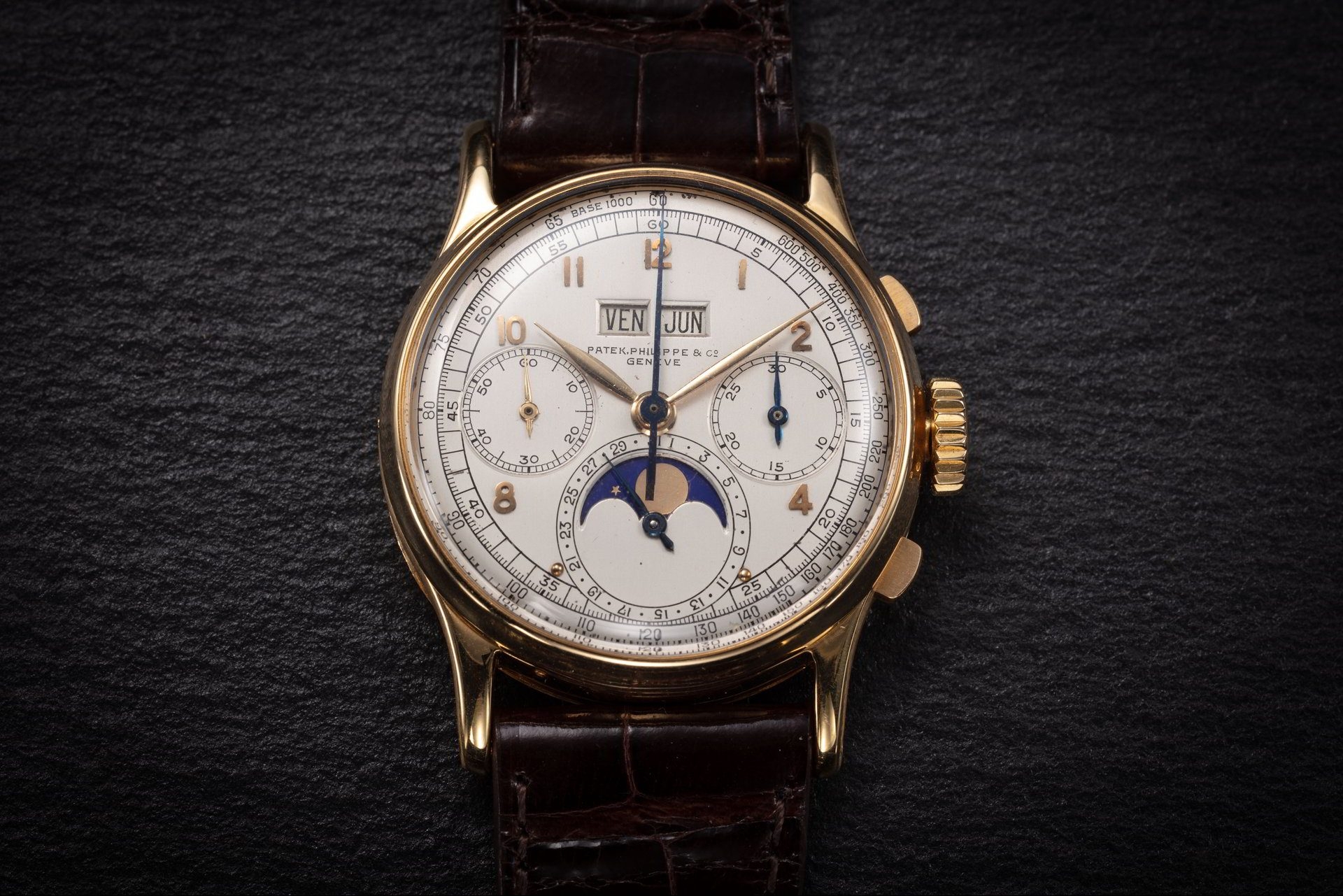 Đồng hồ Patek Philippe 1518 vàng vàng, ngôi sao tại Christie’s Watches Online: Dubai Edit