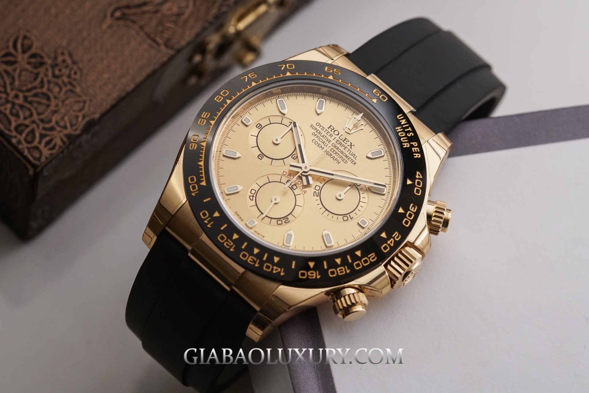 Review đồng hồ Rolex Cosmograph Daytona 116518LN