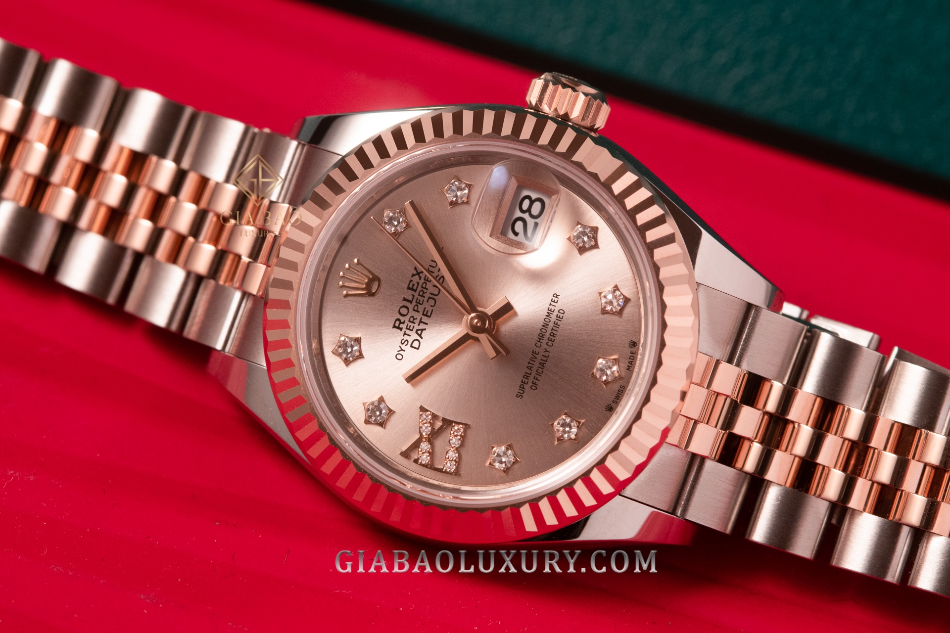 Đồng hồ Rolex Lady-Datejust 279171 Mặt Số Sundust Cọc Số Kim Cương Sao Góc 9h Cọc La Mã Đính Kim Cương